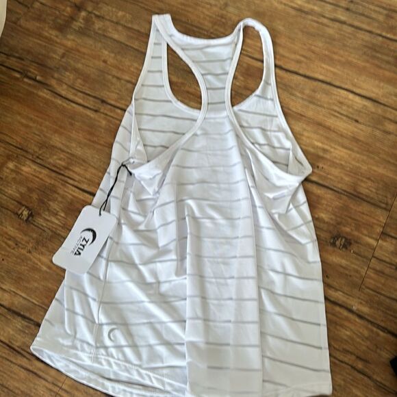 Size Small ZYIA Havana Racerback Tank - Picture 3 of 3